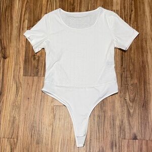Emery Rose women’s bodysuit XL top White eyelet short sleeve round neck